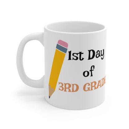 Personalized 3rd Grade Mug - Perfect for Teachers & Students - Back to School Gift - Image 3